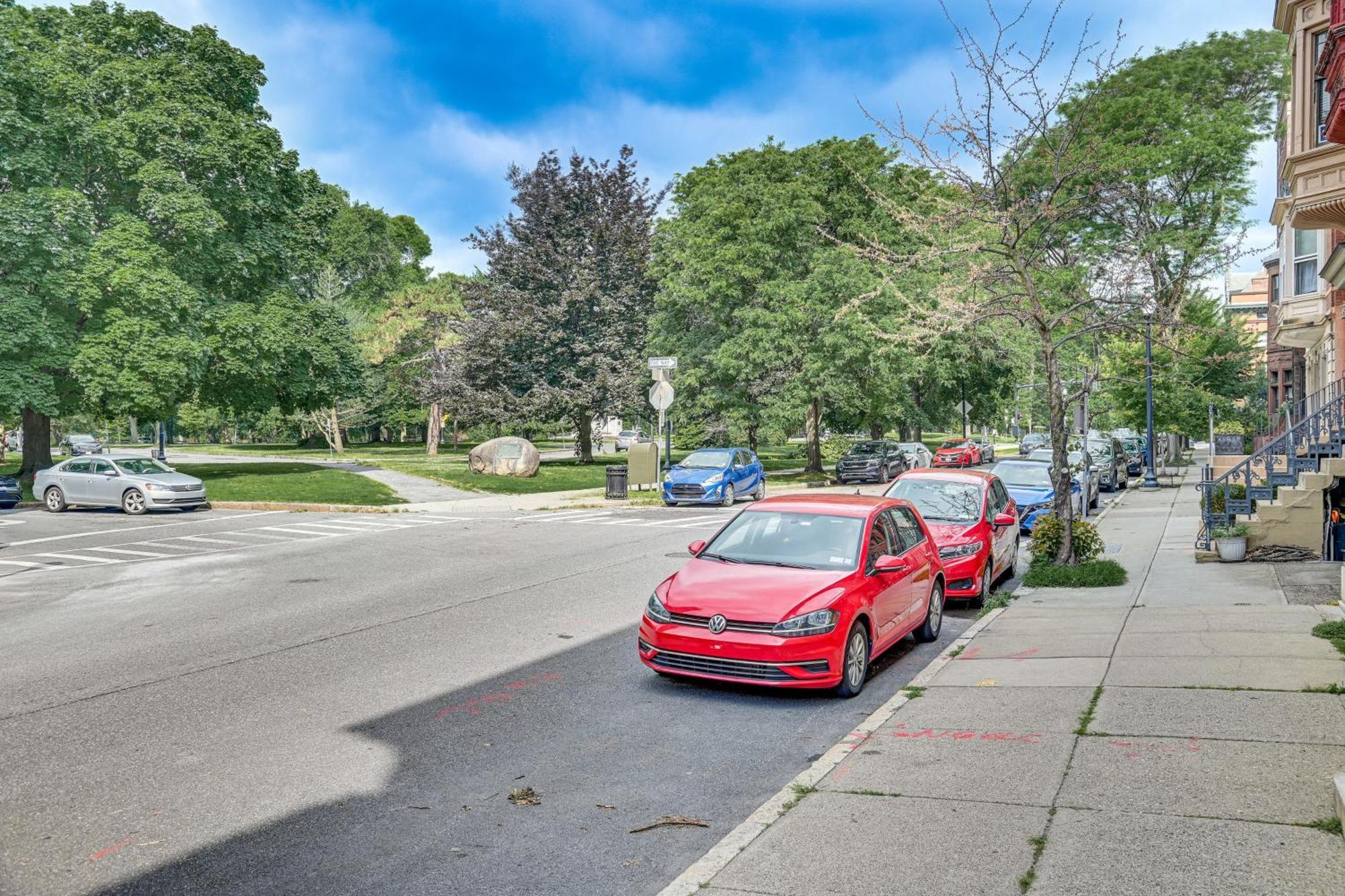 Albany Vacation Rental With State Capitol Views! Exterior photo